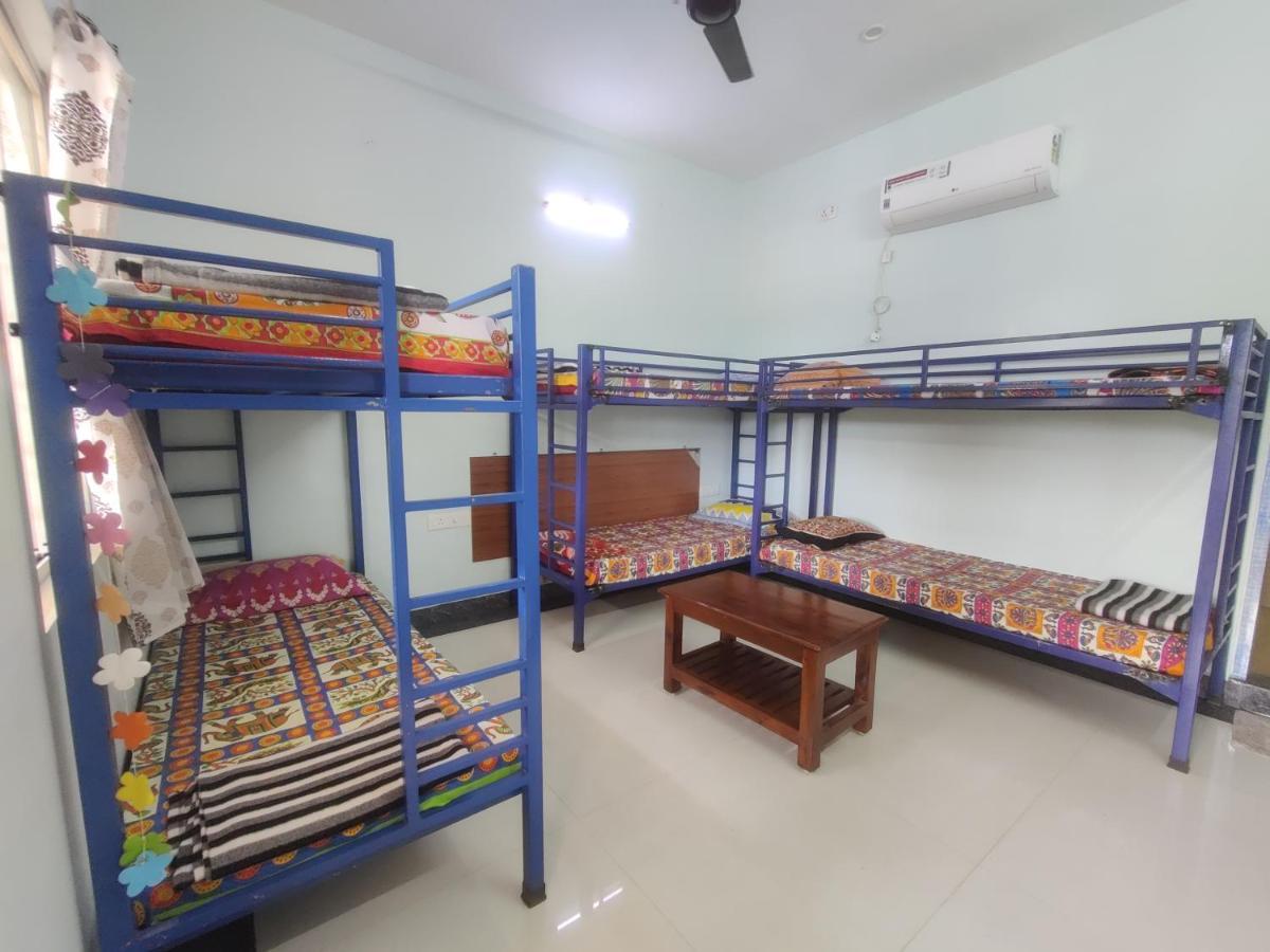 Woodpacker Hostel Auroville Pondicherry Exterior photo