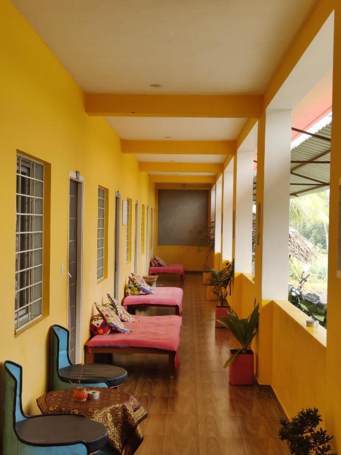 Woodpacker Hostel Auroville Pondicherry Exterior photo